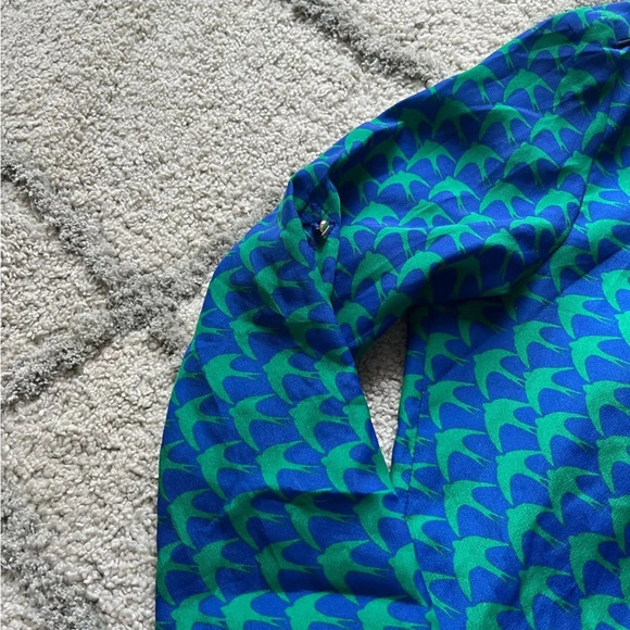 Banana Republic blouse blue green printed All Day top retro XS - Picture 4 of 7